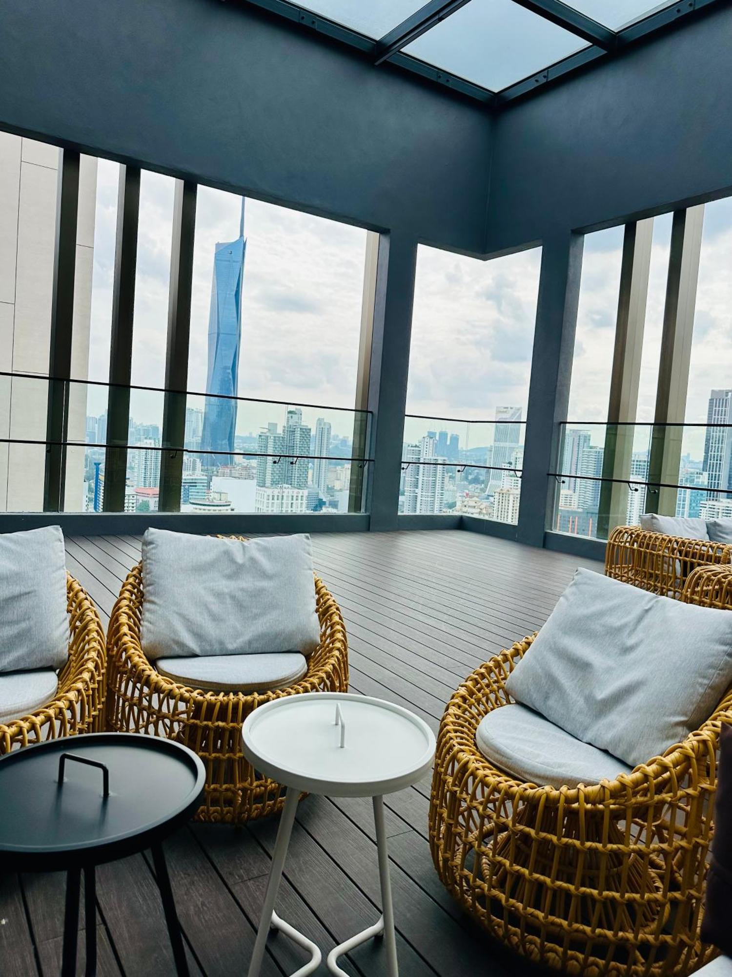 Klcc Suites At Axon Residence Kuala Lumpur Exterior photo