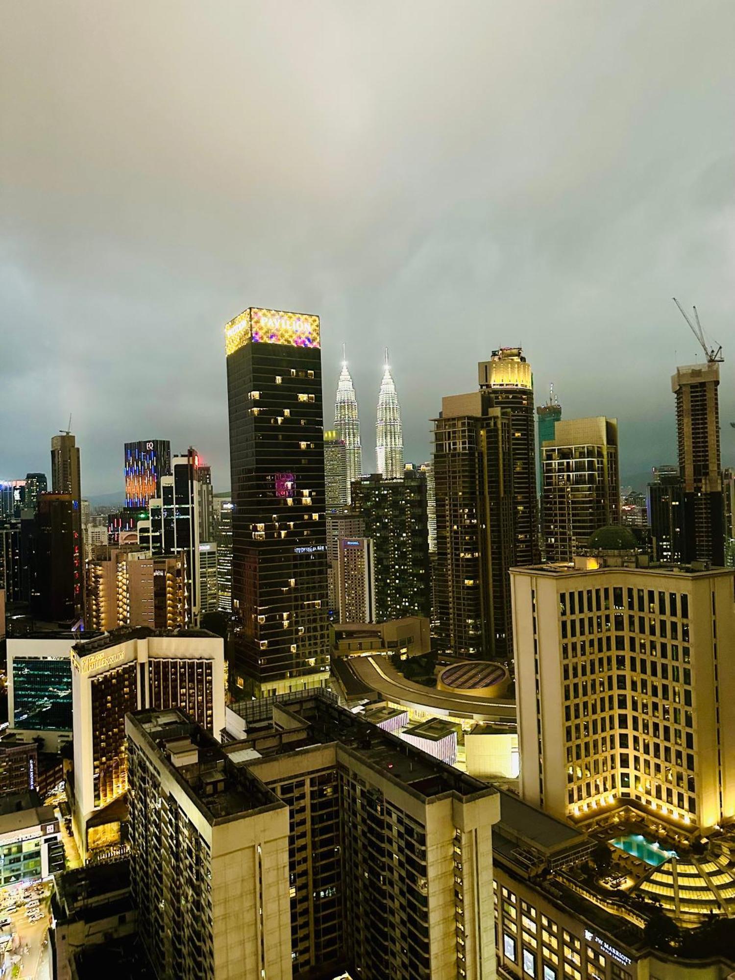 Klcc Suites At Axon Residence Kuala Lumpur Exterior photo